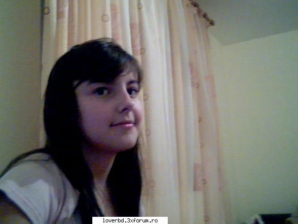 sal eu sunt raluca din suceava si am 11 ani uite o poza cu mn.sper sa ne intelegem nou veniti